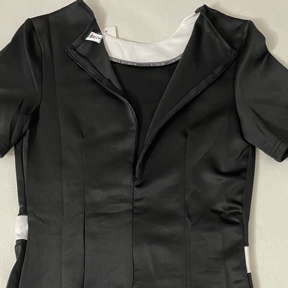 OC Order Plus Midi Dress - Picture 4 of 9